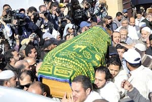 رحل الإمام وبقيت مدرسته
