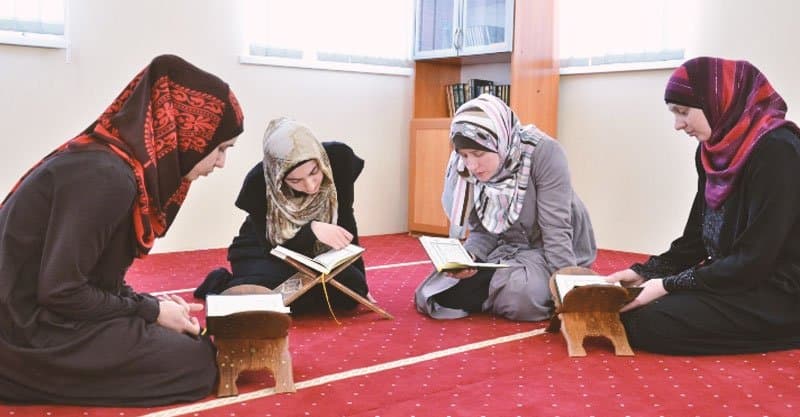 المؤمنات والقرآن