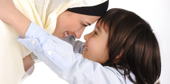  الأم البارة عنوان الاستقرار الأسري